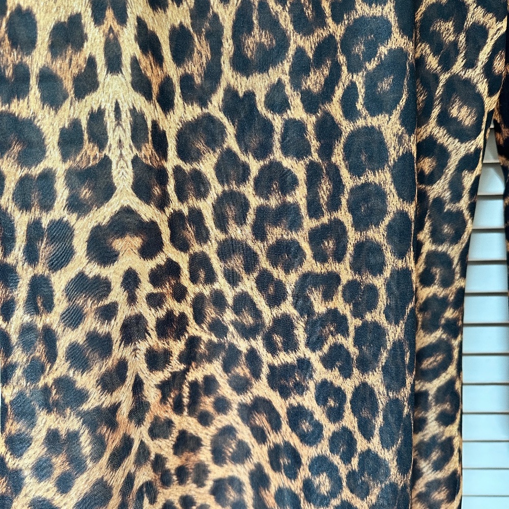 Vintage 1980s Yvan & Marzia Paris Sheer Nylon Leopard Print Long Sleeve Top - Picture 7 of 11